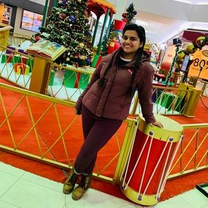 Meet your Posher, Puja